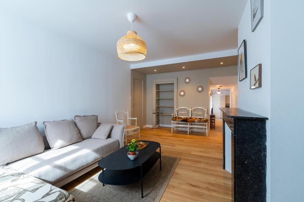 Appartement Meuse & Mono, En Hyper Centre Charleville-Mézières Eksteriør bilde