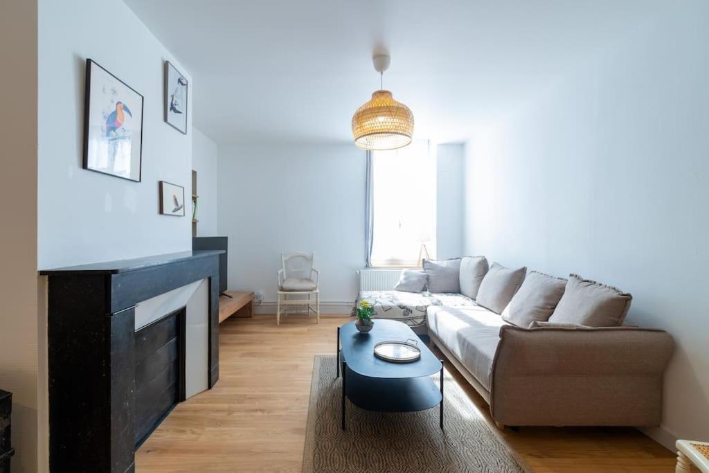 Appartement Meuse & Mono, En Hyper Centre Charleville-Mézières Eksteriør bilde